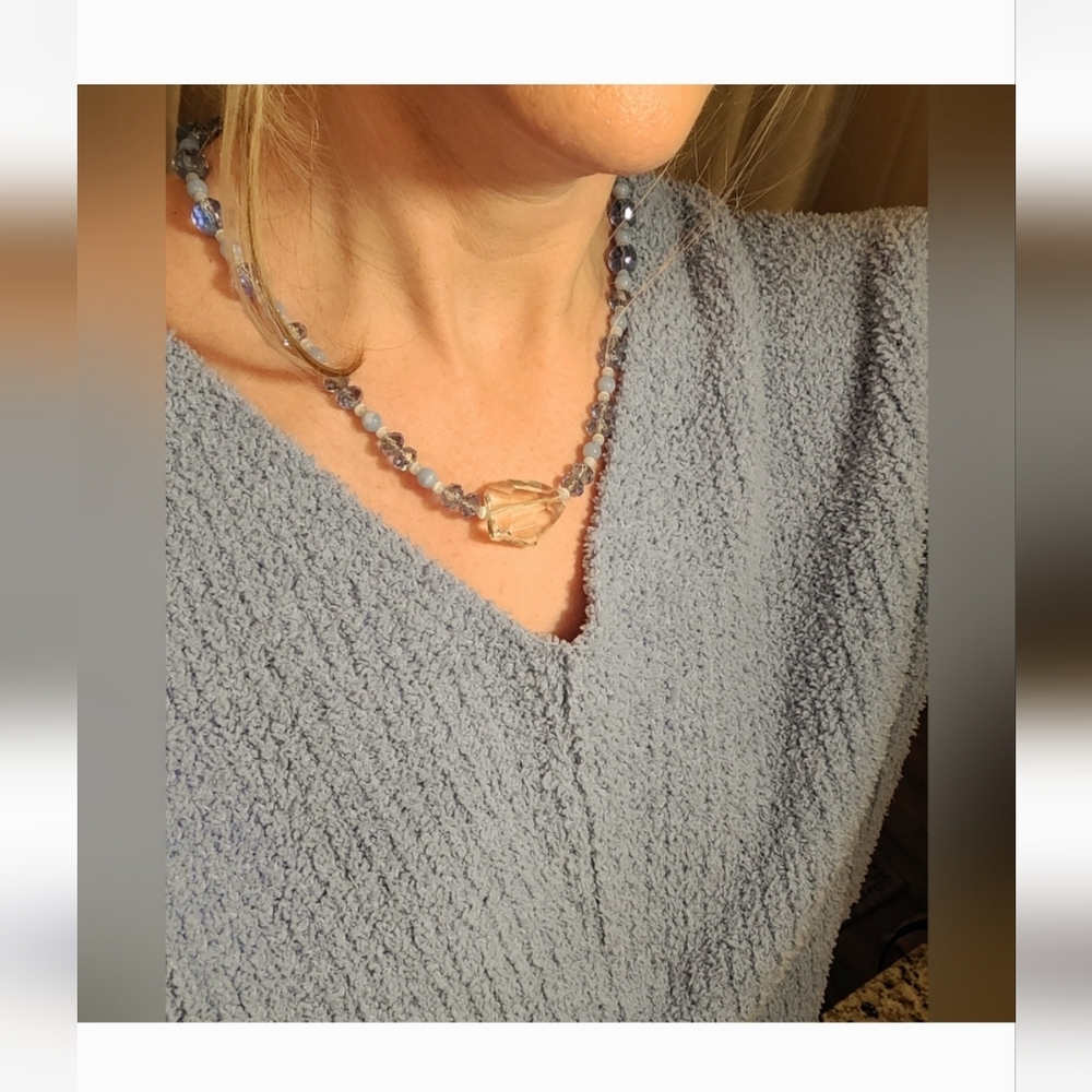 Do it yourself blue/crystal Beaded necklace ✨️ 20 inches in length, So Beautiful